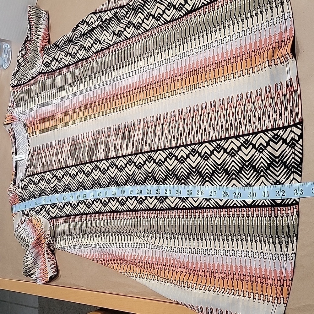 Bcbgeneration Geometric Abstract Pattern Shift Dr… - image 7